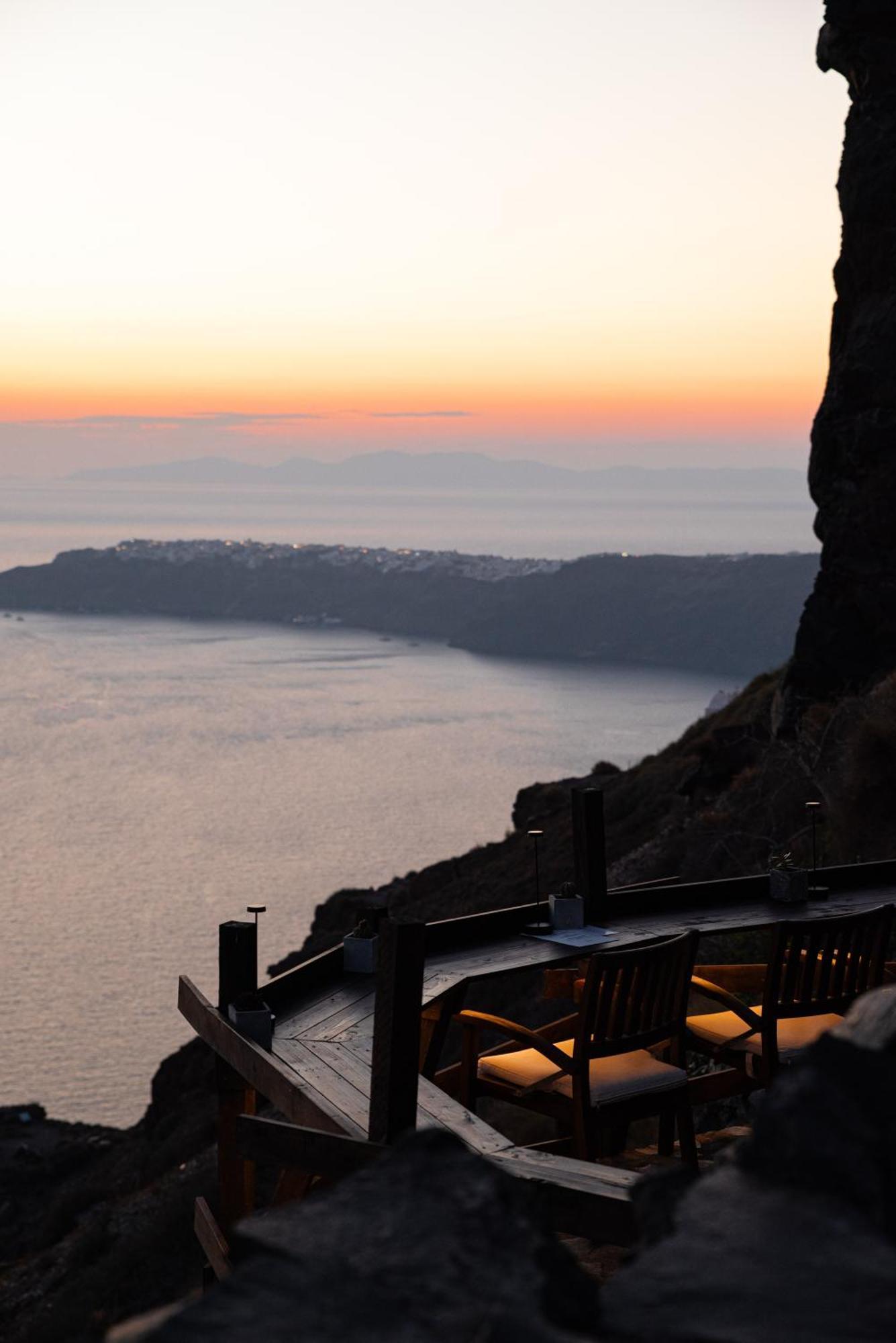 Honeymoon Petra Villas (Adults Only) Imerovigli  Ngoại thất bức ảnh